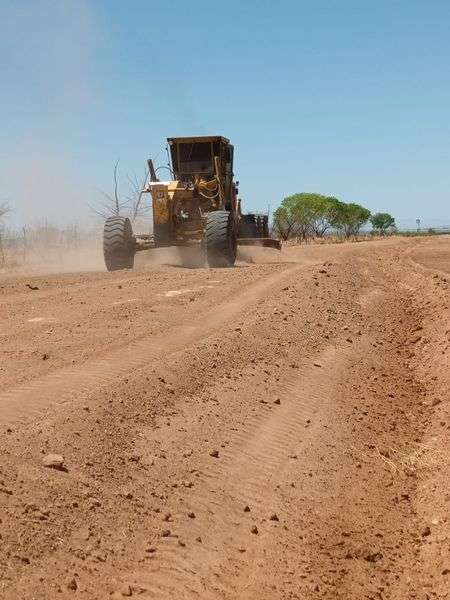 Sigue rastreo de caminos vecinales en Ascensión 